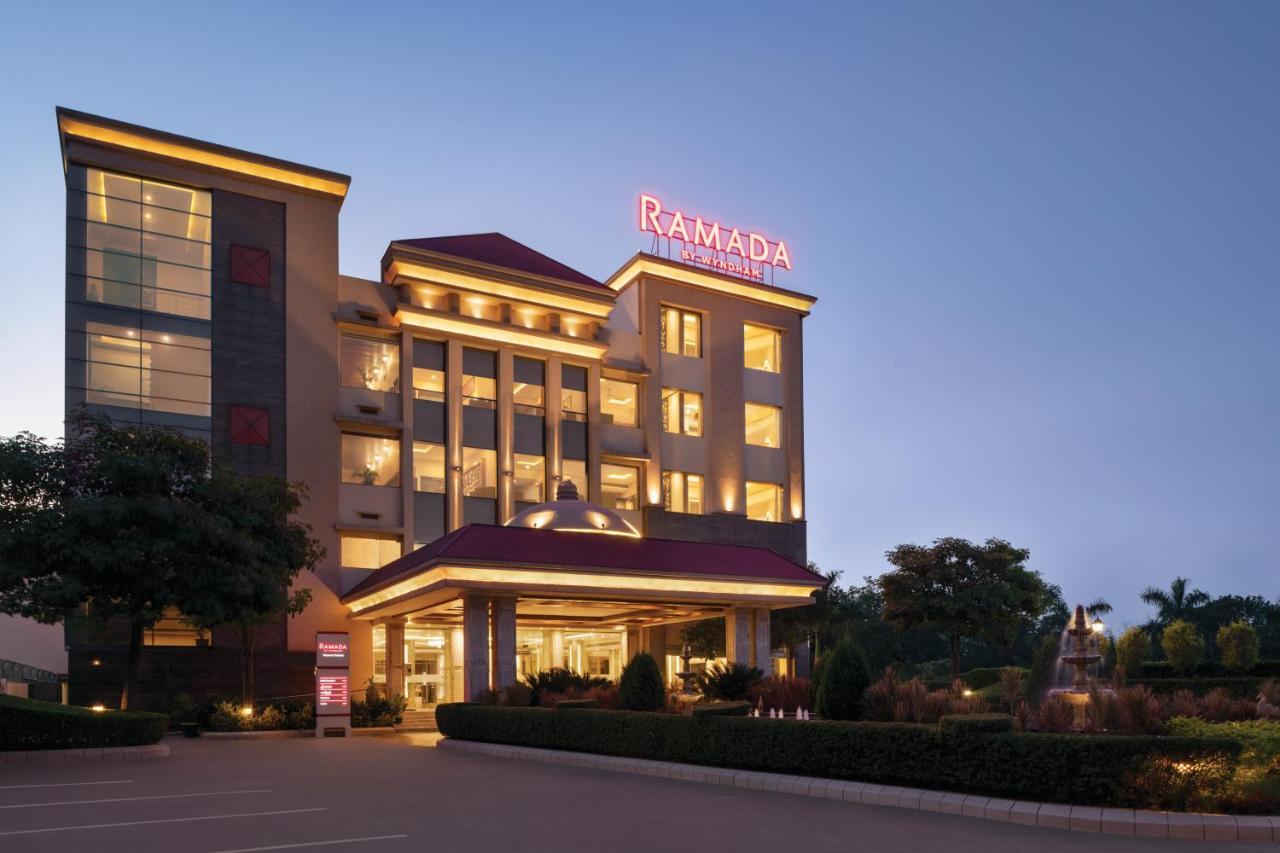 Ramada By Wyndham Varanasi Katesar Chandauli المظهر الخارجي الصورة