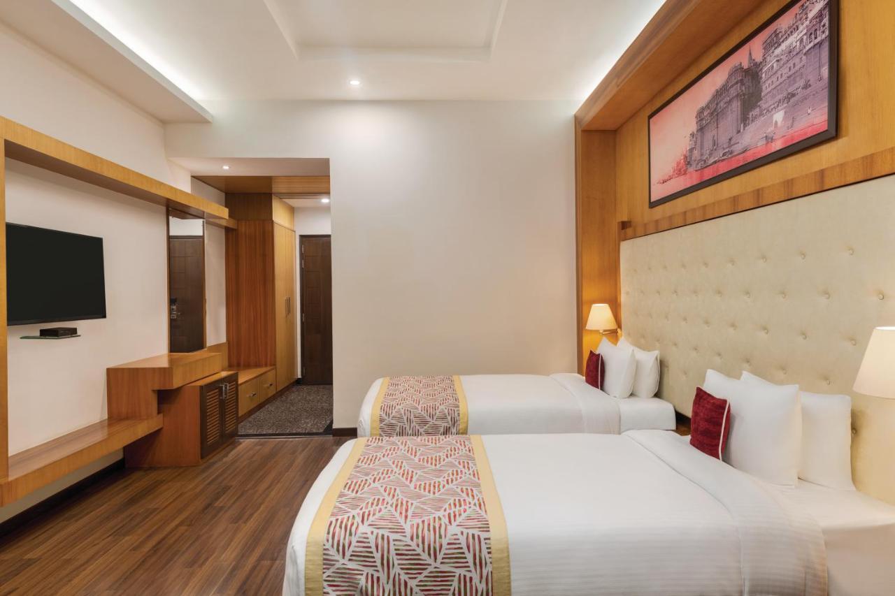 Ramada By Wyndham Varanasi Katesar Chandauli المظهر الخارجي الصورة